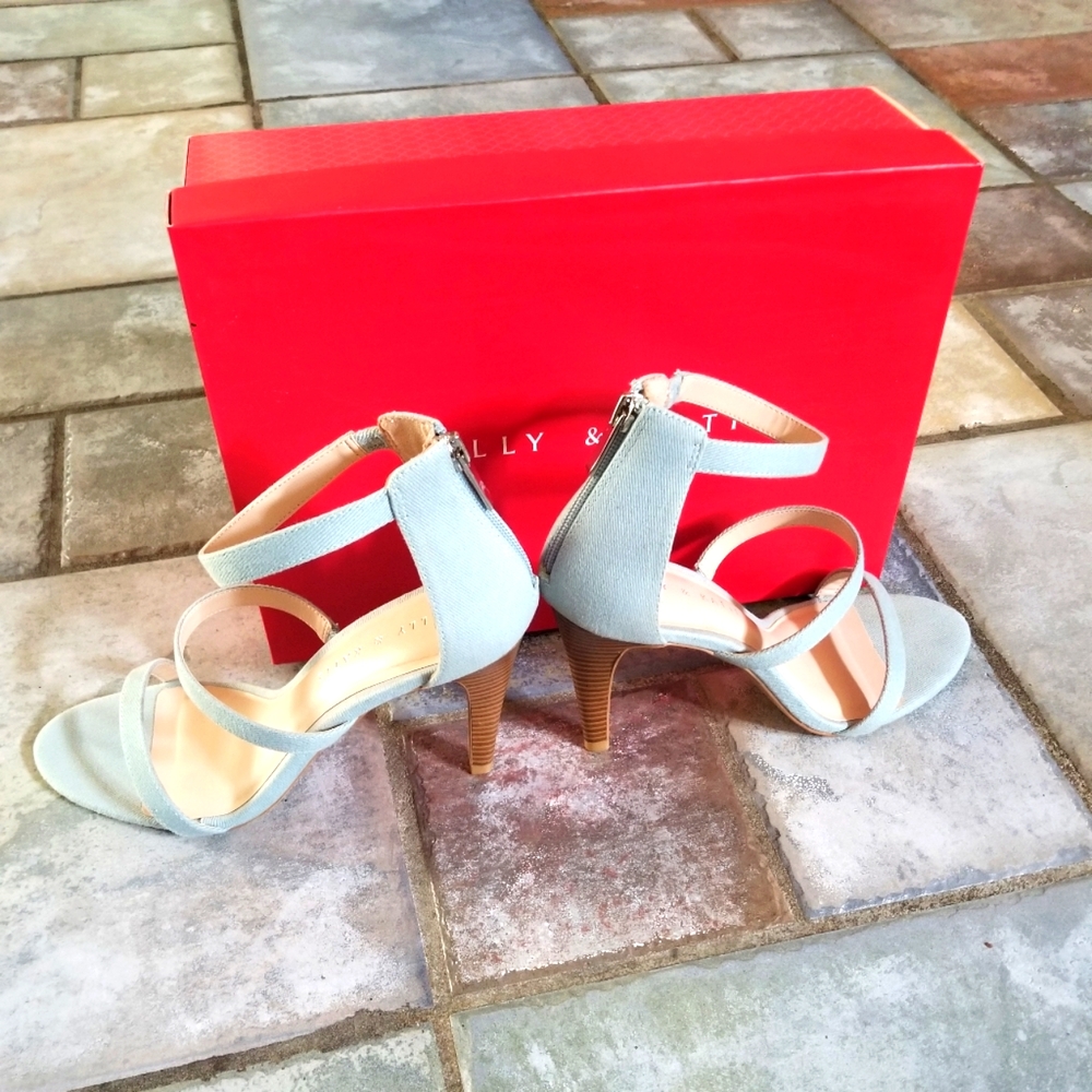 Kelly & Katie Cleo Sandal